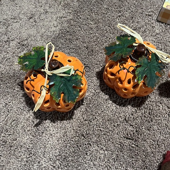 Fall Decor Lot - Picture 2 of 6